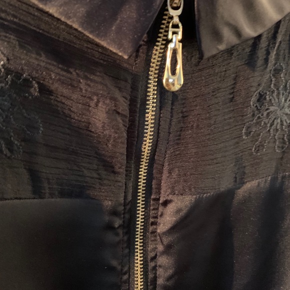 3/4 Sleeve Blouse - Picture 3 of 5